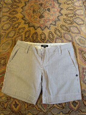 Hurley Juniors Navy & White Pinstripe Bermuda Shorts - Size 7